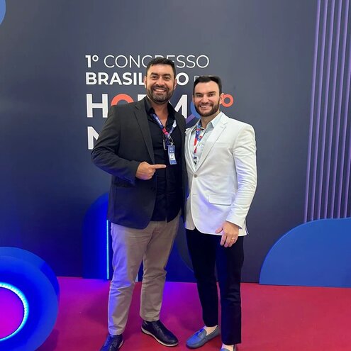 Parabéns ao amigo e  Presidente da Associação Brasileira de Hormonologia, Dr. Luiz Paulo.